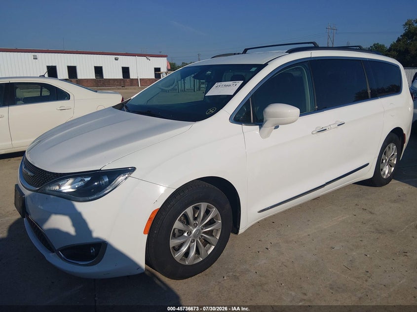 Vin: 2c4rc1bg6hr809437, lot: 46235377, chrysler pacifica touring-l 20172
