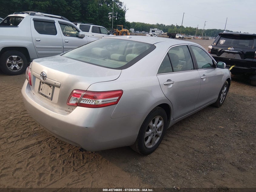 2011 TOYOTA CAMRY auction photo 4