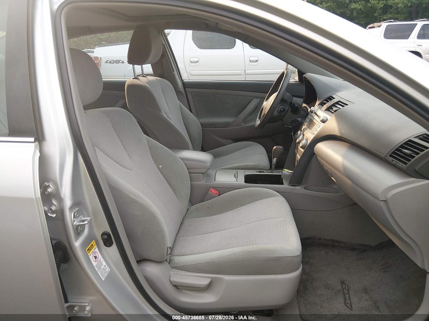 2011 TOYOTA CAMRY auction photo 5