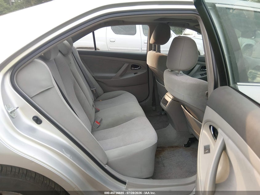 2011 TOYOTA CAMRY auction photo 8