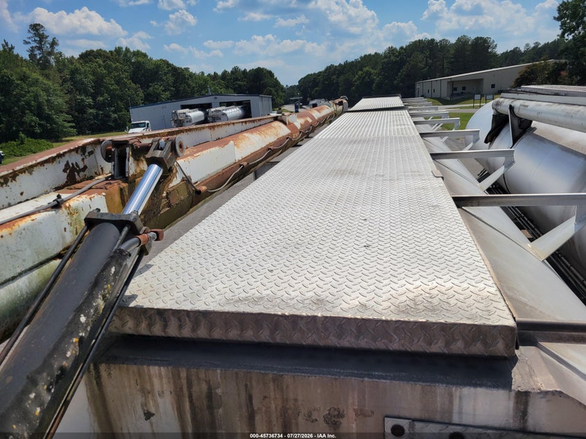 2007 CEI PACER TRAILER auction photo 8