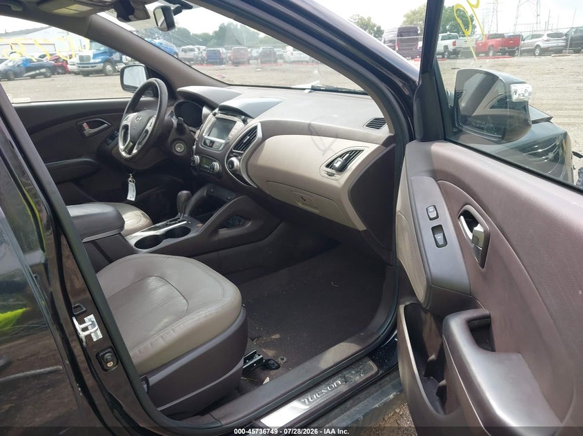 2011 HYUNDAI TUCSON auction photo 5
