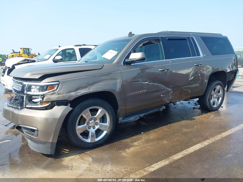 CHEVROLET SUBURBAN - zdjęcie 6