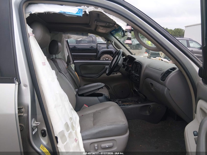 2006 TOYOTA SEQUOIA auction photo 5