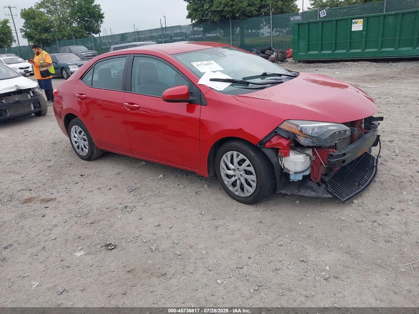 Vin: 2t1burhe4jc964125, lot: 46235521, toyota corolla le 2018 img_1