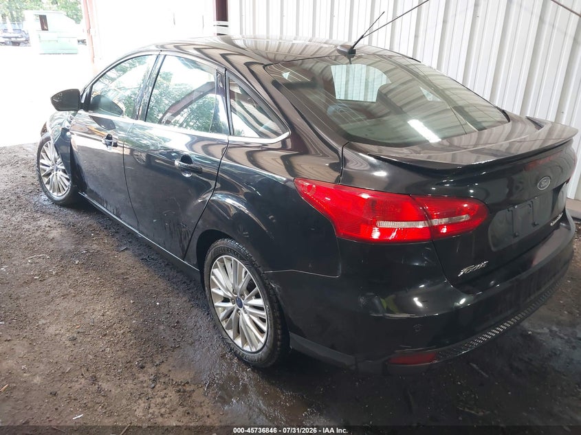 Vin: 1fadp3j22hl329569, lot: 46235550, ford focus titanium 20173