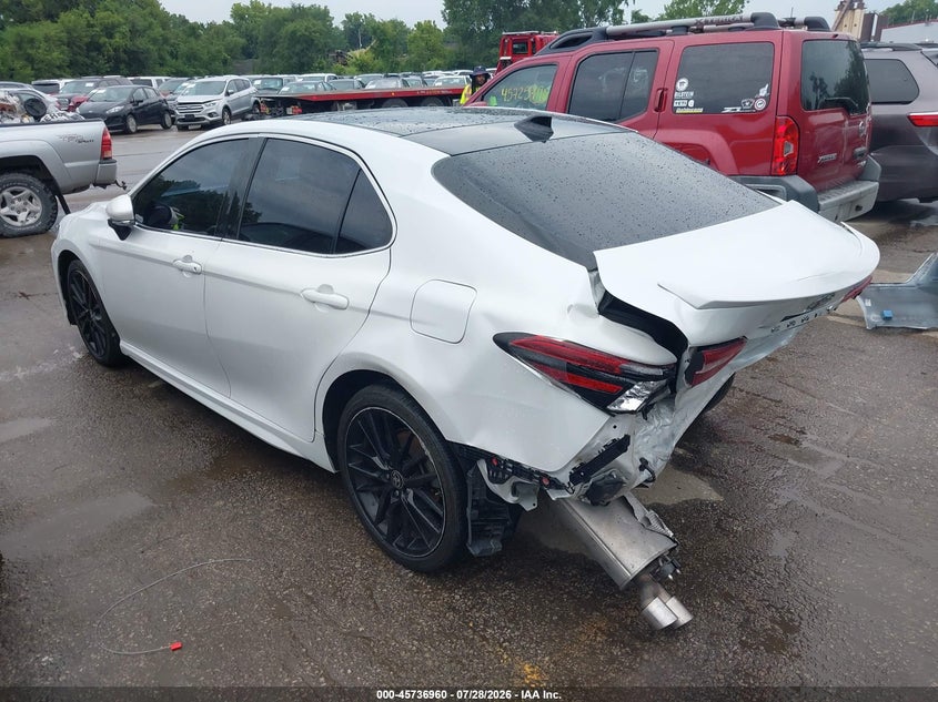 Vin: 4t1k61ak6mu551136, lot: 46235664, toyota camry xse 20213