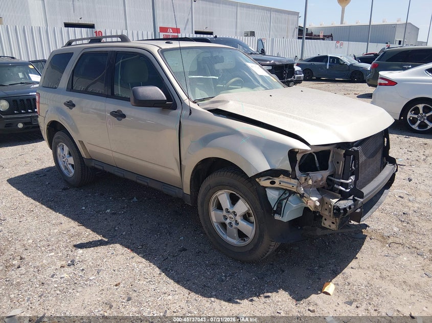 2011 FORD ESCAPE auction photo 1