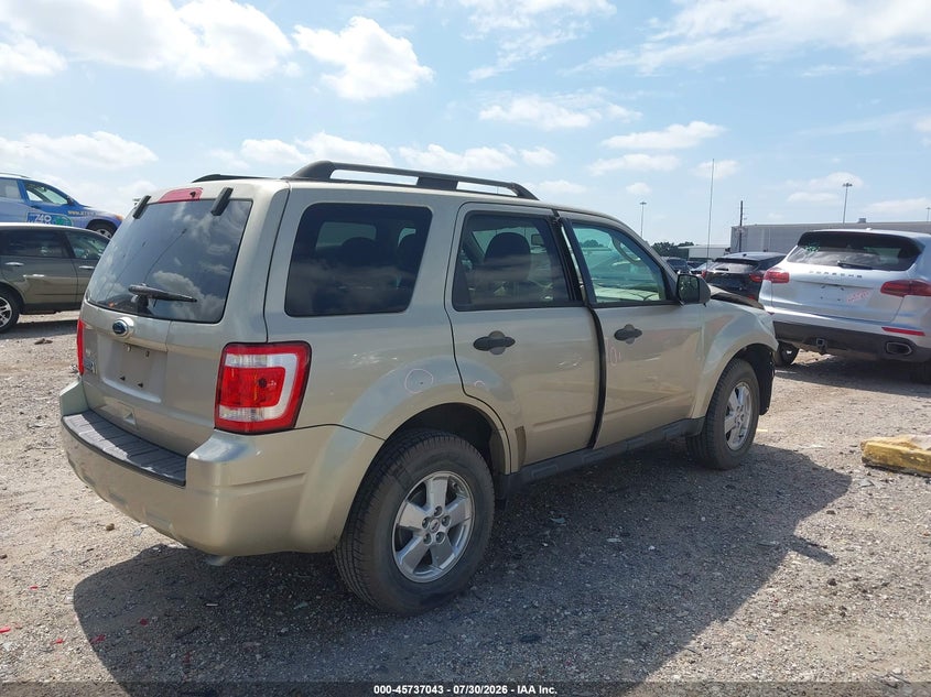 2011 FORD ESCAPE auction photo 4