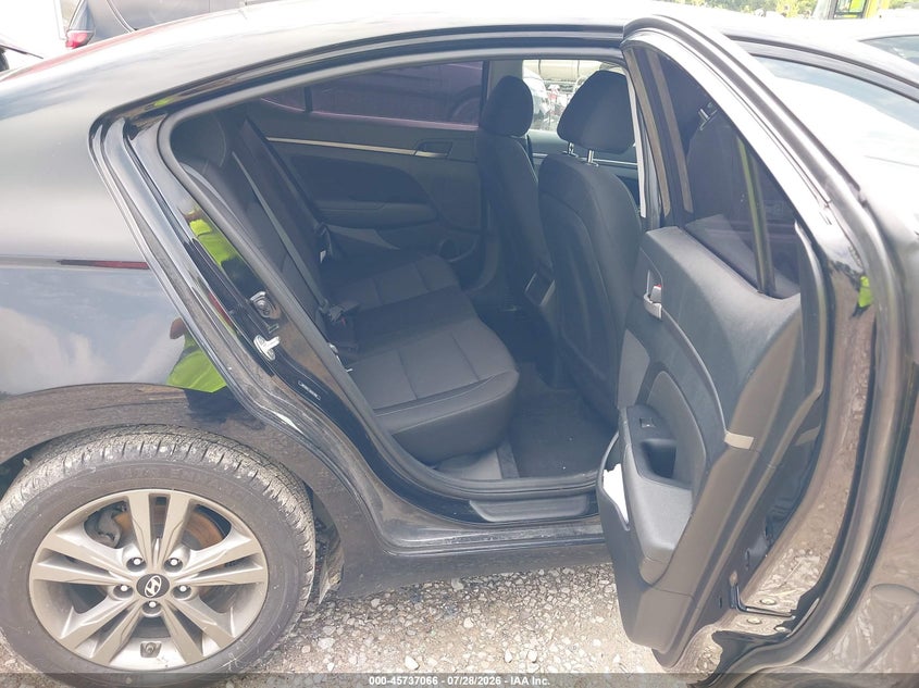 2018 HYUNDAI ELANTRA auction photo 8