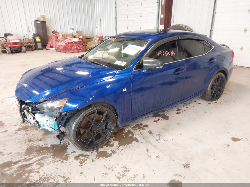 2016 LEXUS IS 300 — zdjęcie 2