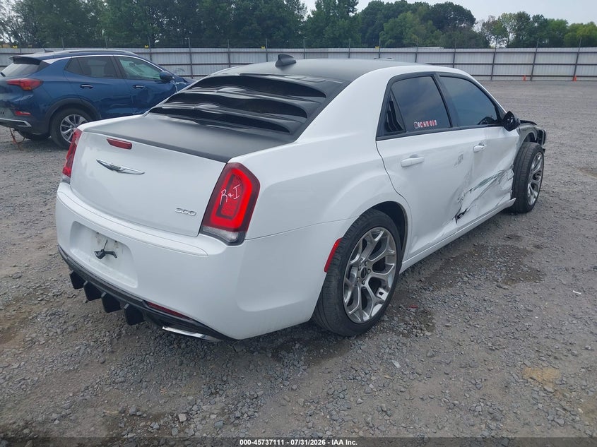 2018 CHRYSLER 300 auction photo 4