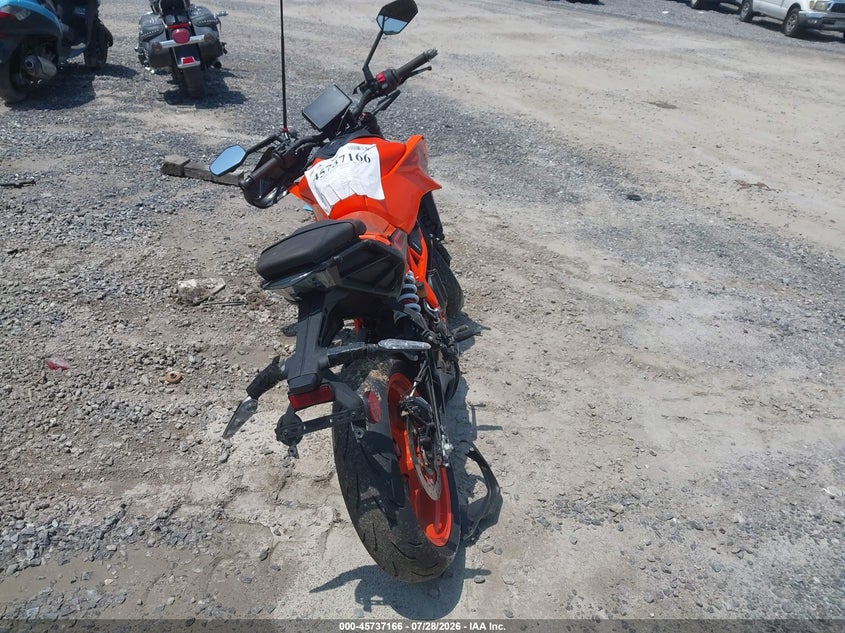 2024 KTM 390 auction photo 4