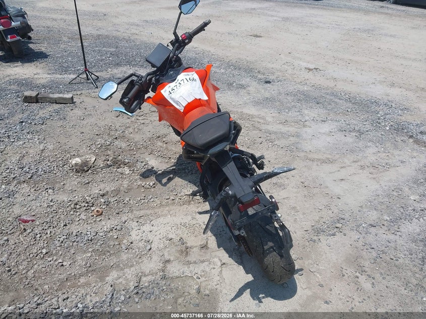 2024 KTM 390 auction photo 6