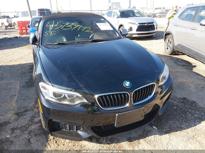 2016 BMW M235I · Фото 6