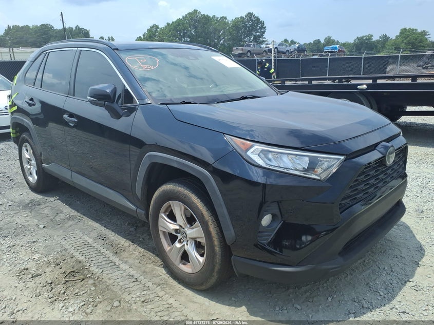 Vin: jtmp1rfv8ld060690, lot: 46235979, toyota rav4 xle 2020 img_1