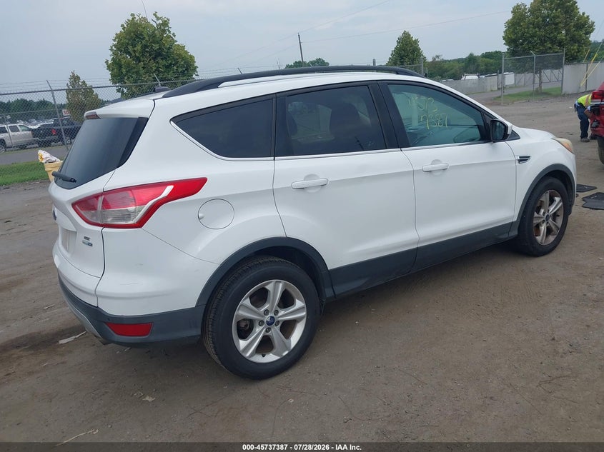 Vin: 1fmcu9gx6fua94276, lot: 46236091, ford escape se 20154