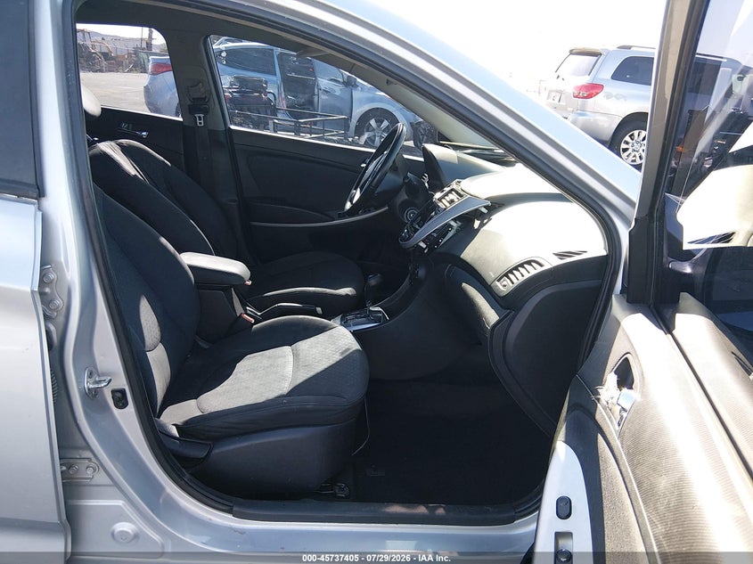 2013 HYUNDAI ACCENT auction photo 5