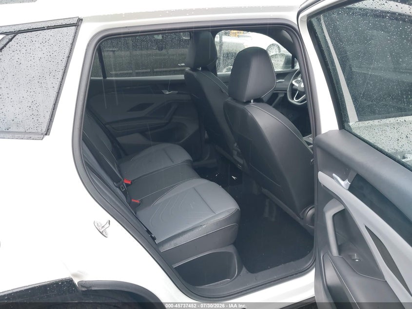 2025 VOLKSWAGEN TIGUAN auction photo 8