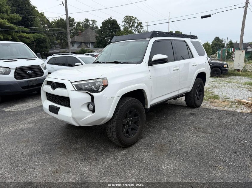 2017 TOYOTA 4RUNNER auction photo 2
