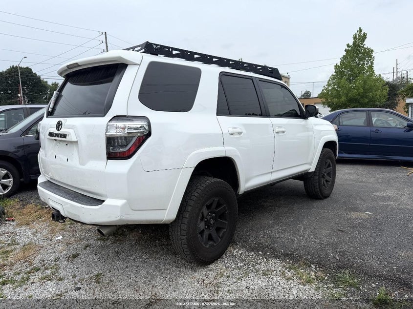 2017 TOYOTA 4RUNNER auction photo 4