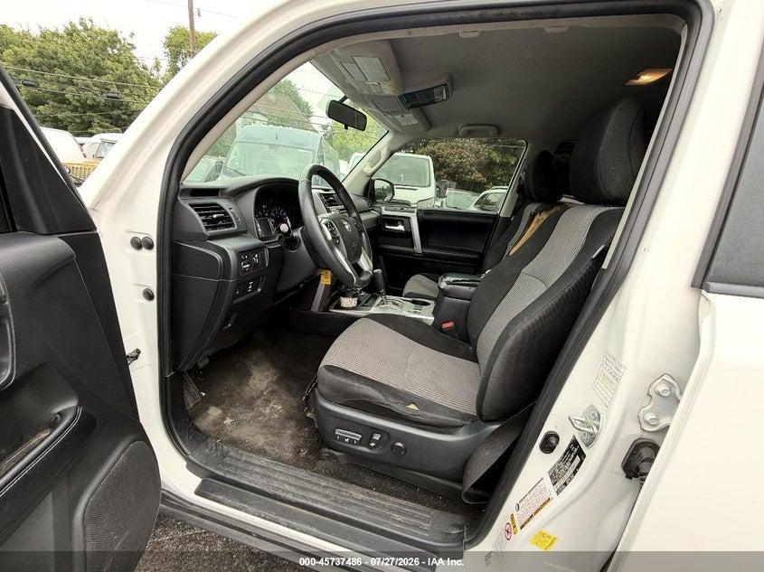 2017 TOYOTA 4RUNNER auction photo 5