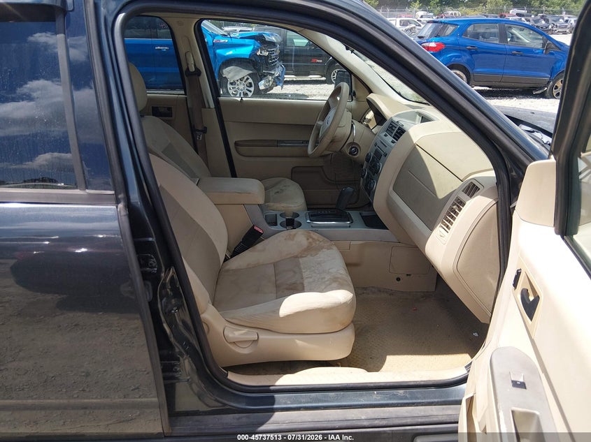 2008 FORD ESCAPE auction photo 5