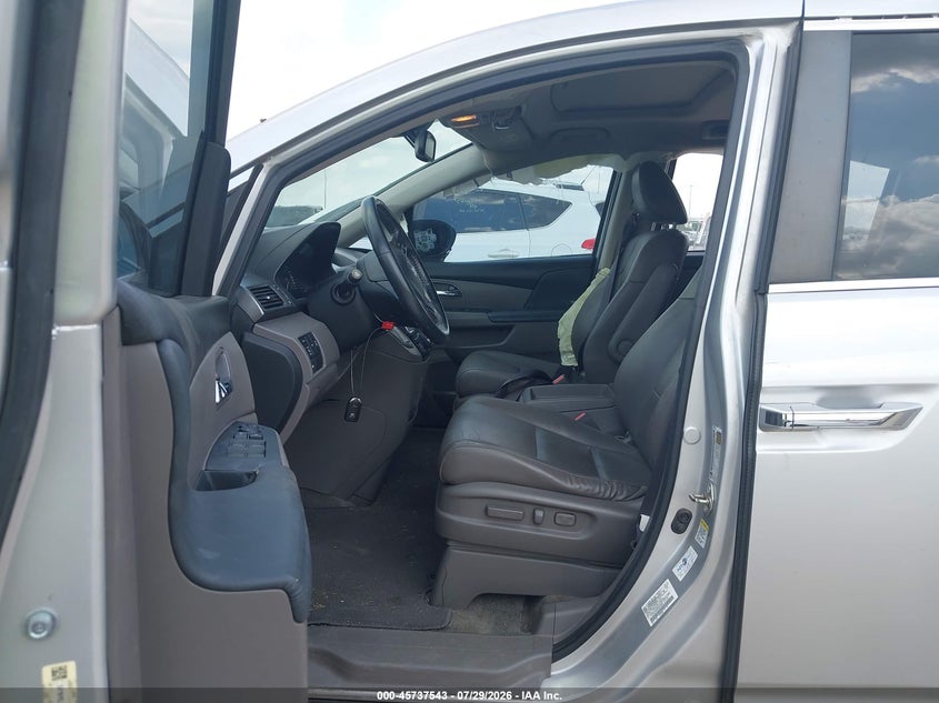 2015 HONDA ODYSSEY auction photo 5