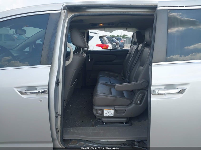 2015 HONDA ODYSSEY auction photo 8