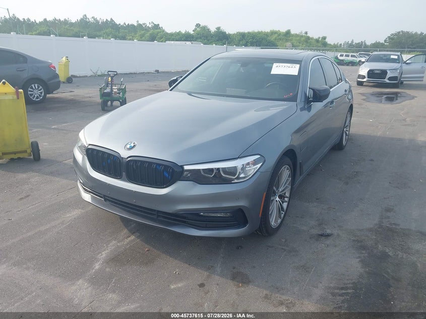 2018 BMW 530E auction photo 2