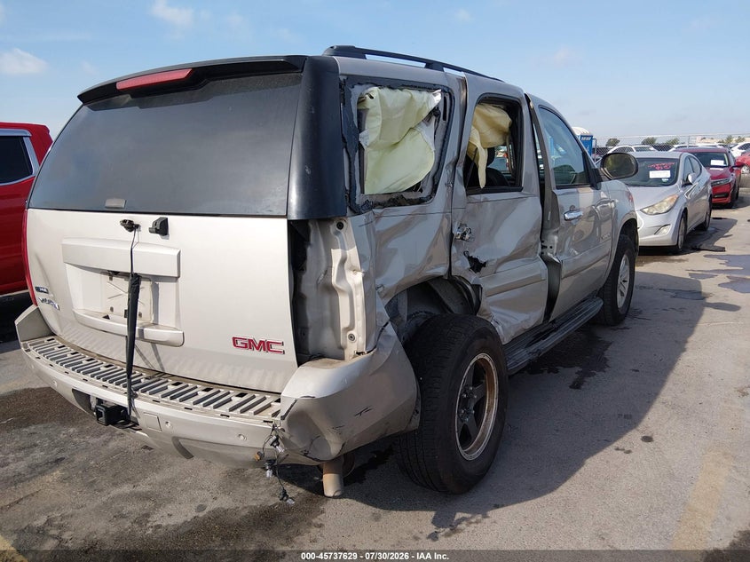 2008 GMC YUKON auction photo 4