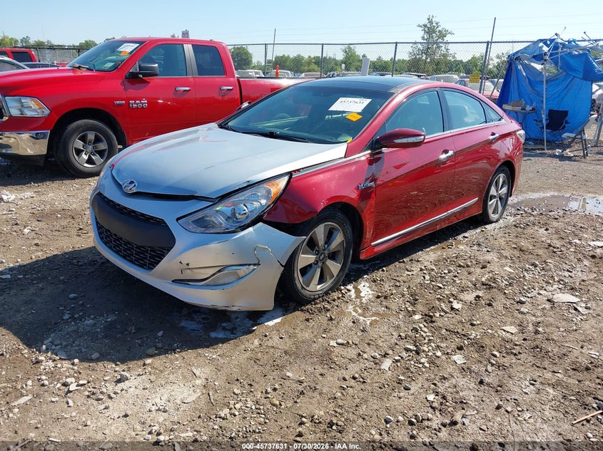 2012 HYUNDAI SONATA HYBRID auction photo 2