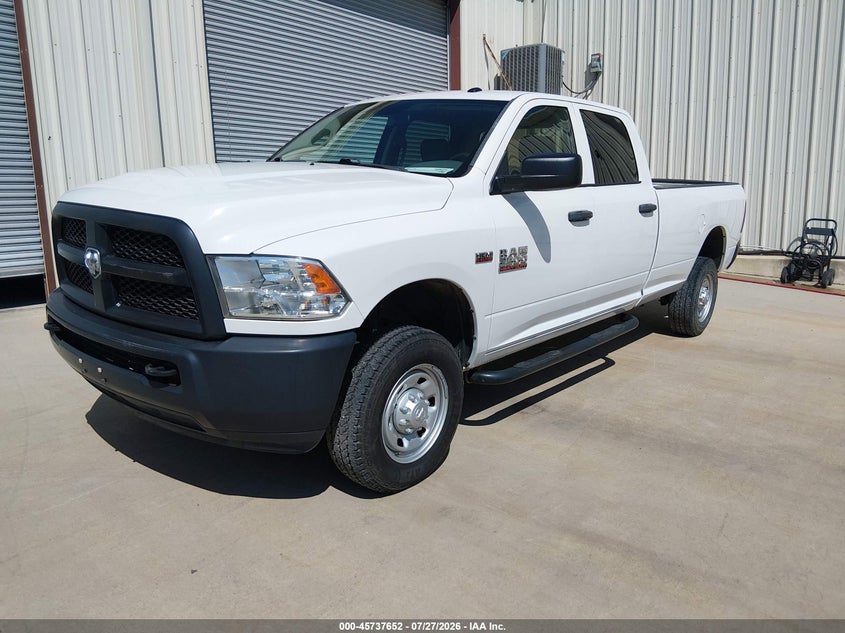 2017 RAM 2500, Front & Rear, IAAI, VIN 3C6UR5HJXHG740042 — photo 2