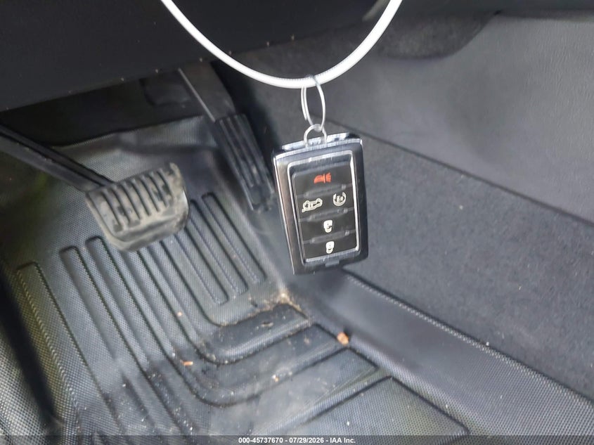 JEEP GRAND CHEROKEE 4XE - zdjęcie 11