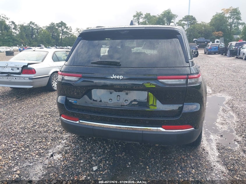JEEP GRAND CHEROKEE 4XE - zdjęcie 16