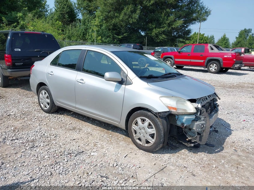 2012 TOYOTA YARIS — zdjęcie z aukcji