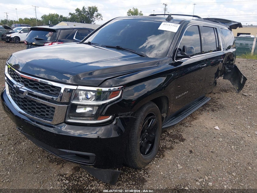 Vin: 1gnskhkc2hr271813, lot: 46236456, chevrolet suburban lt 20172