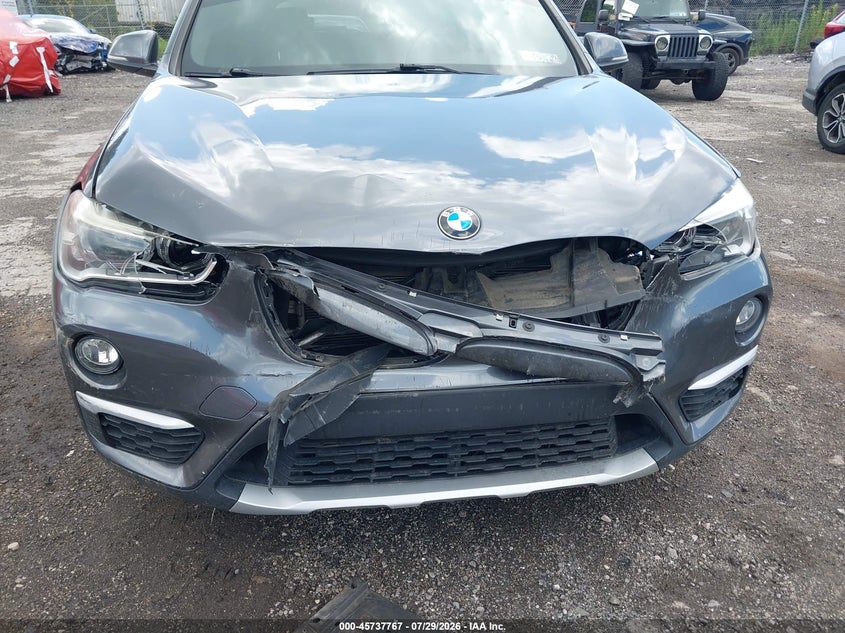 2017 BMW X1 auction photo 6