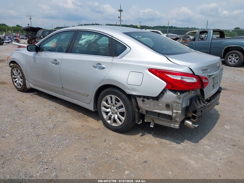2017 NISSAN ALTIMA auction photo 3