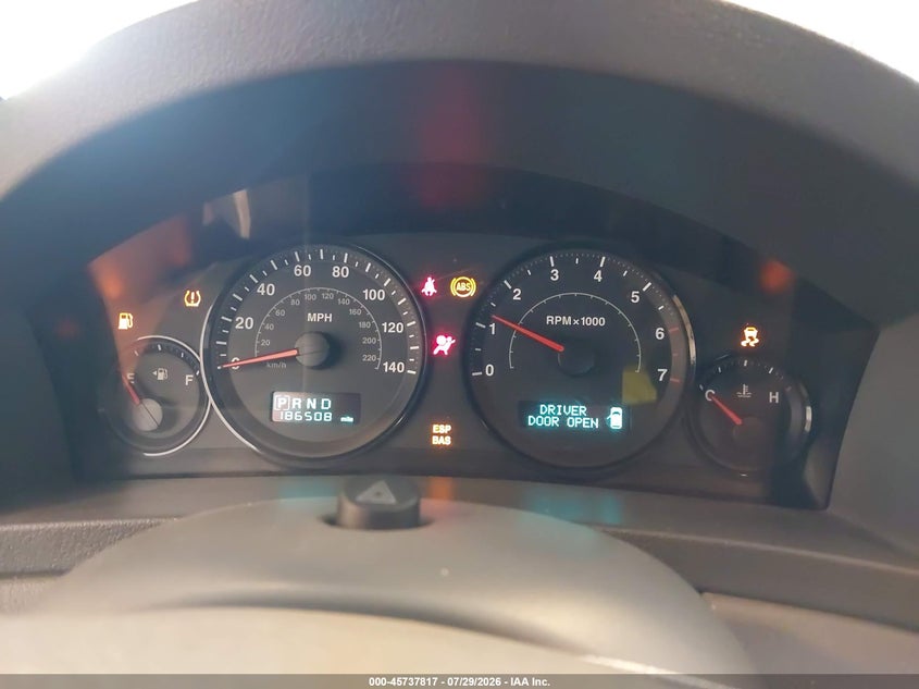 2006 JEEP GRAND CHEROKEE auction photo 7