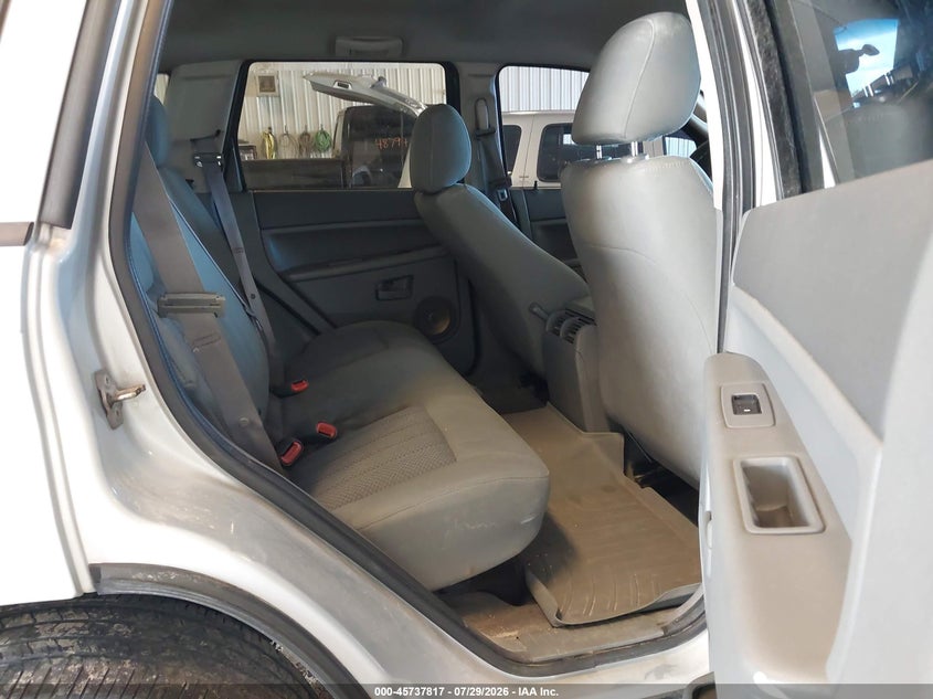 2006 JEEP GRAND CHEROKEE auction photo 8