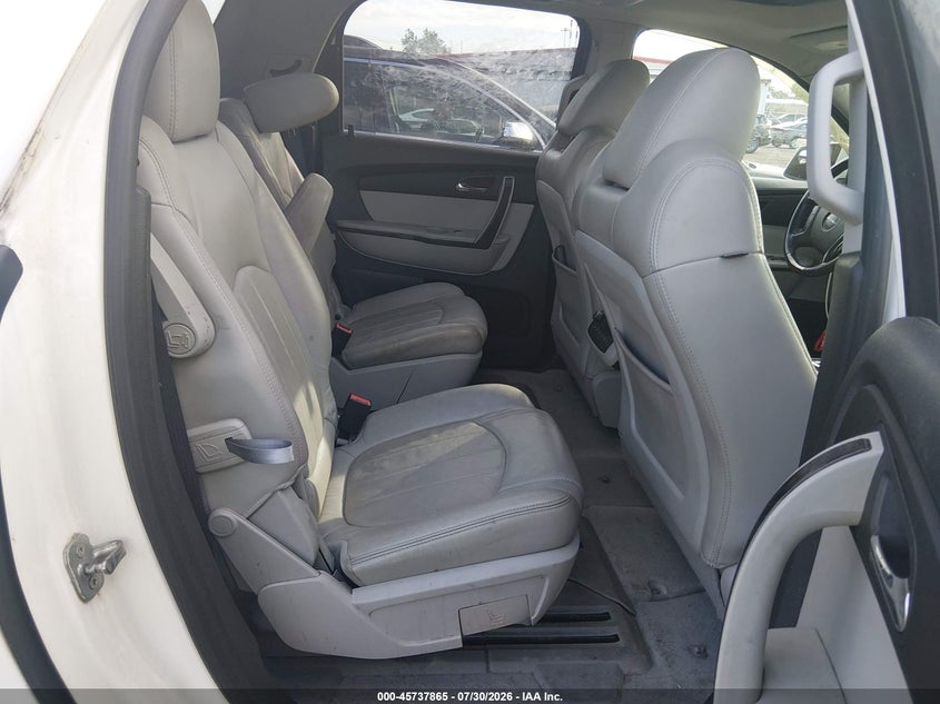2012 GMC ACADIA auction photo 8