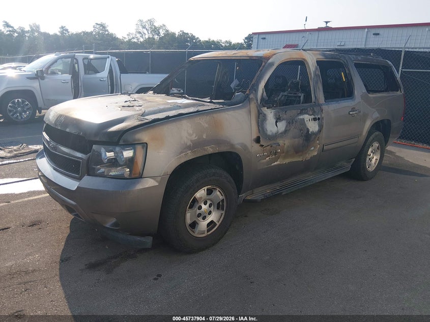 Vin: 1gnscje02dr289583, lot: 46236608, chevrolet suburban lt 20132