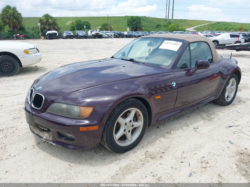 1998 BMW Z3, Обычный износ, IAAI, VIN 4USCJ3325WLB62204 — фото 2