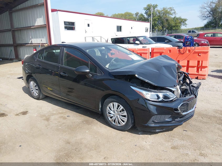 2018 CHEVROLET CRUZE auction photo 1