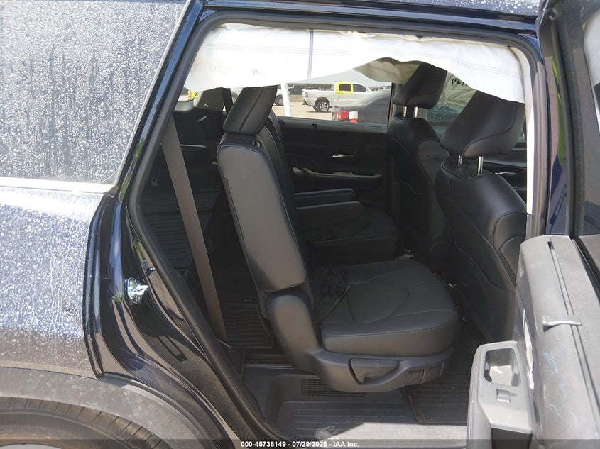 2026 TOYOTA GRAND HIGHLANDER HYBRID auction photo 8