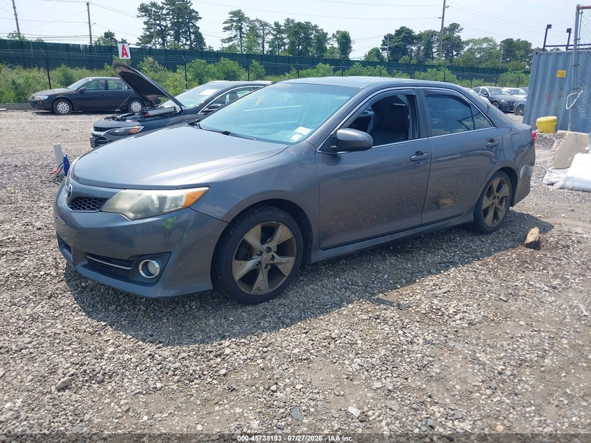 Vin: 4t1bf1fk7eu379113, lot: 46236897, toyota camry se sport 20142