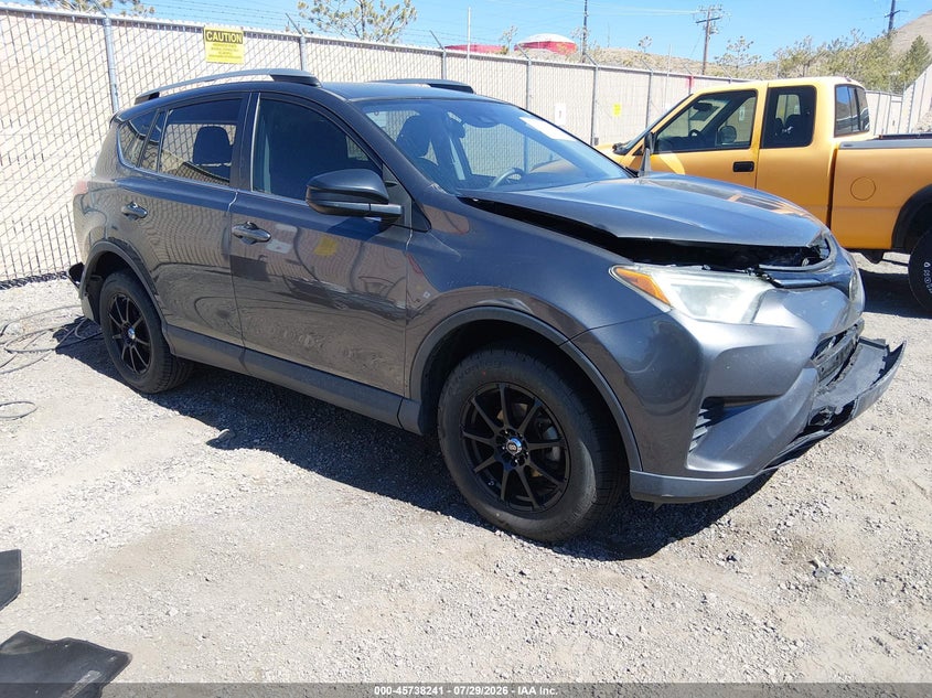 Vin: 2t3bfrev2hw544054, lot: 46236945, toyota rav4 le 2017 img_1