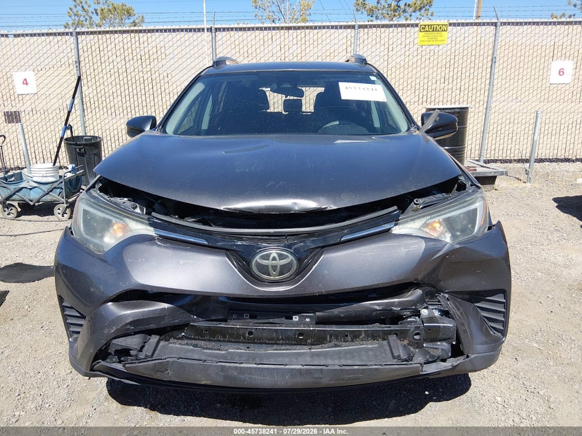 TOYOTA RAV4 - zdjęcie 12