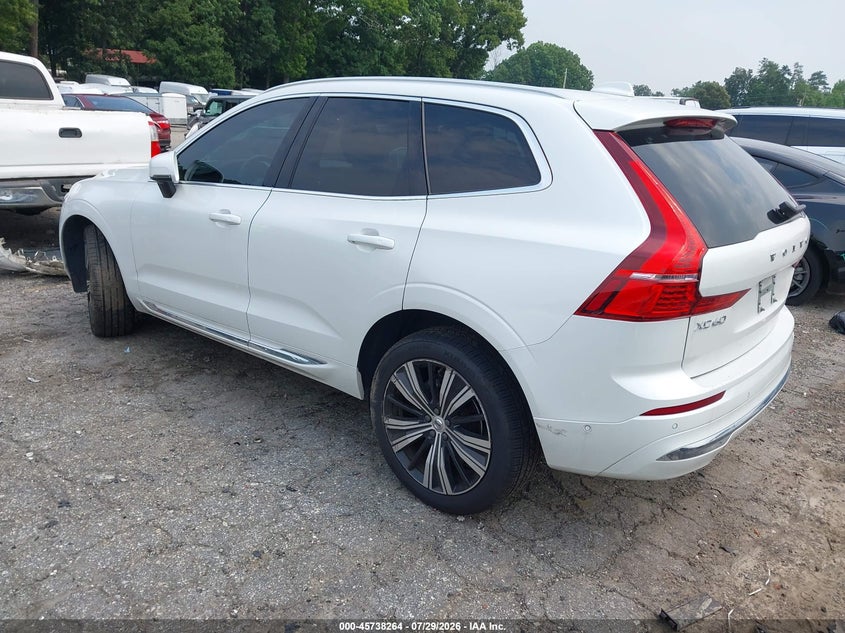 2023 VOLVO XC60 auction photo 3